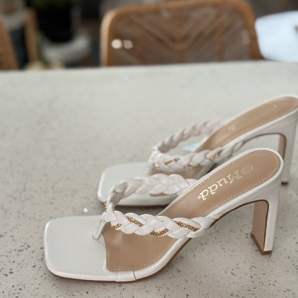 Mudd White Heels w/ Braided Design
